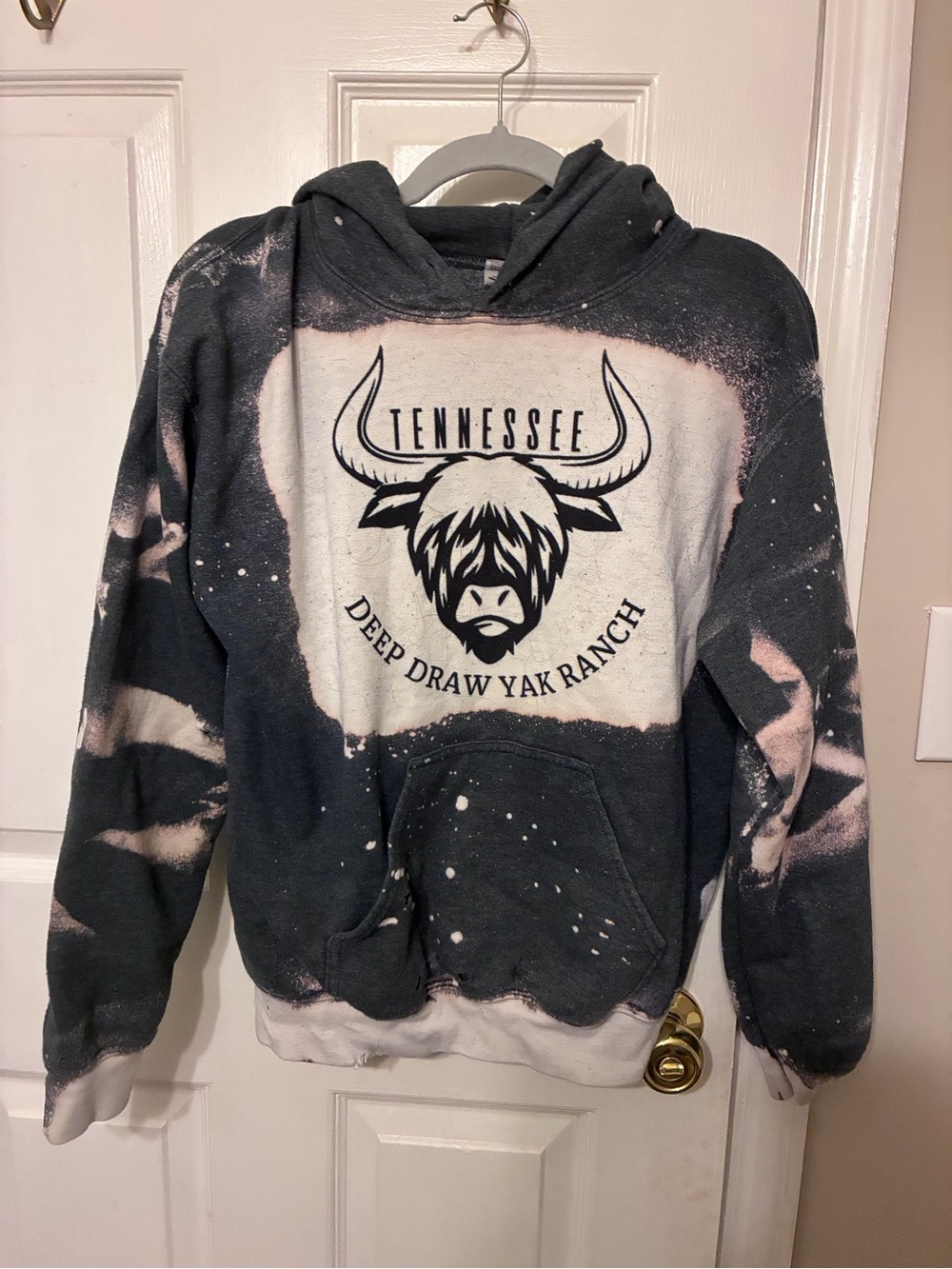 Tennessee Deep Draw Yak Ranch Gildan Heavy Blend Hoodie